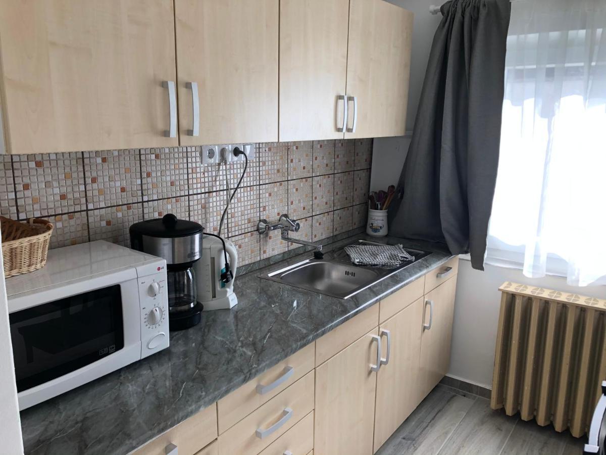 Leander Apartman Balatonakali Bagian luar foto