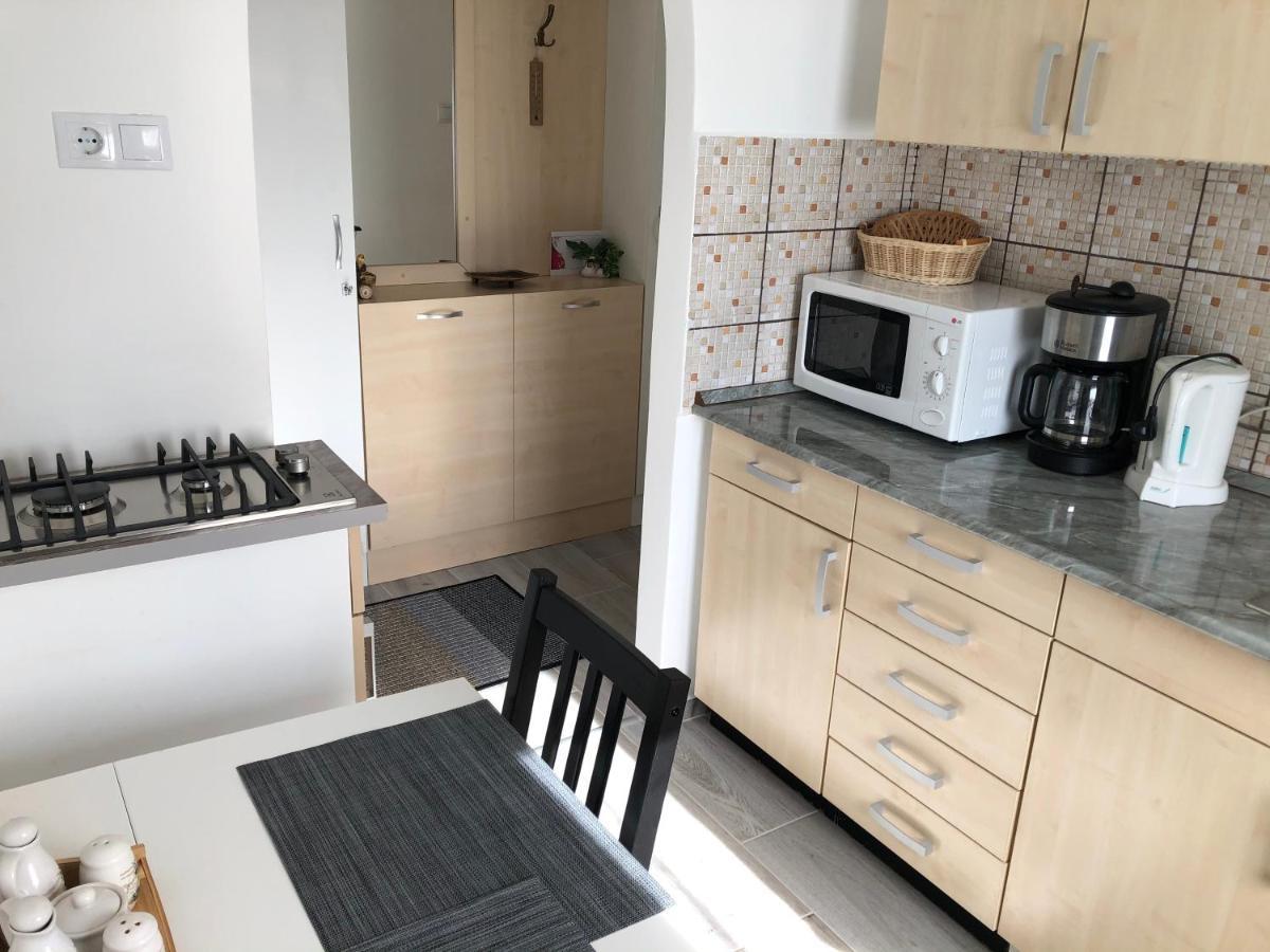 Leander Apartman Balatonakali Bagian luar foto